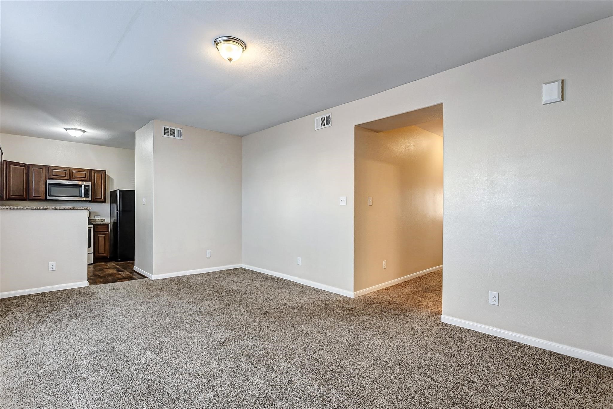 8704 San Rocco Street Houston, TX 77031 - Photo 11 of 22