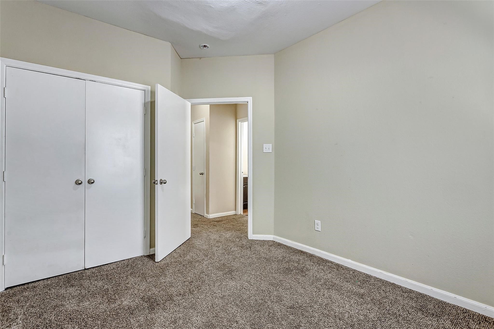 8704 San Rocco Street Houston, TX 77031 - Photo 4 of 22