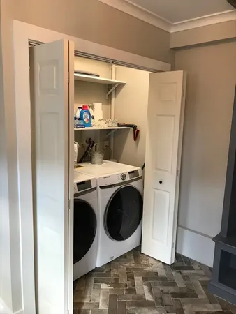a view of a washer and dryer