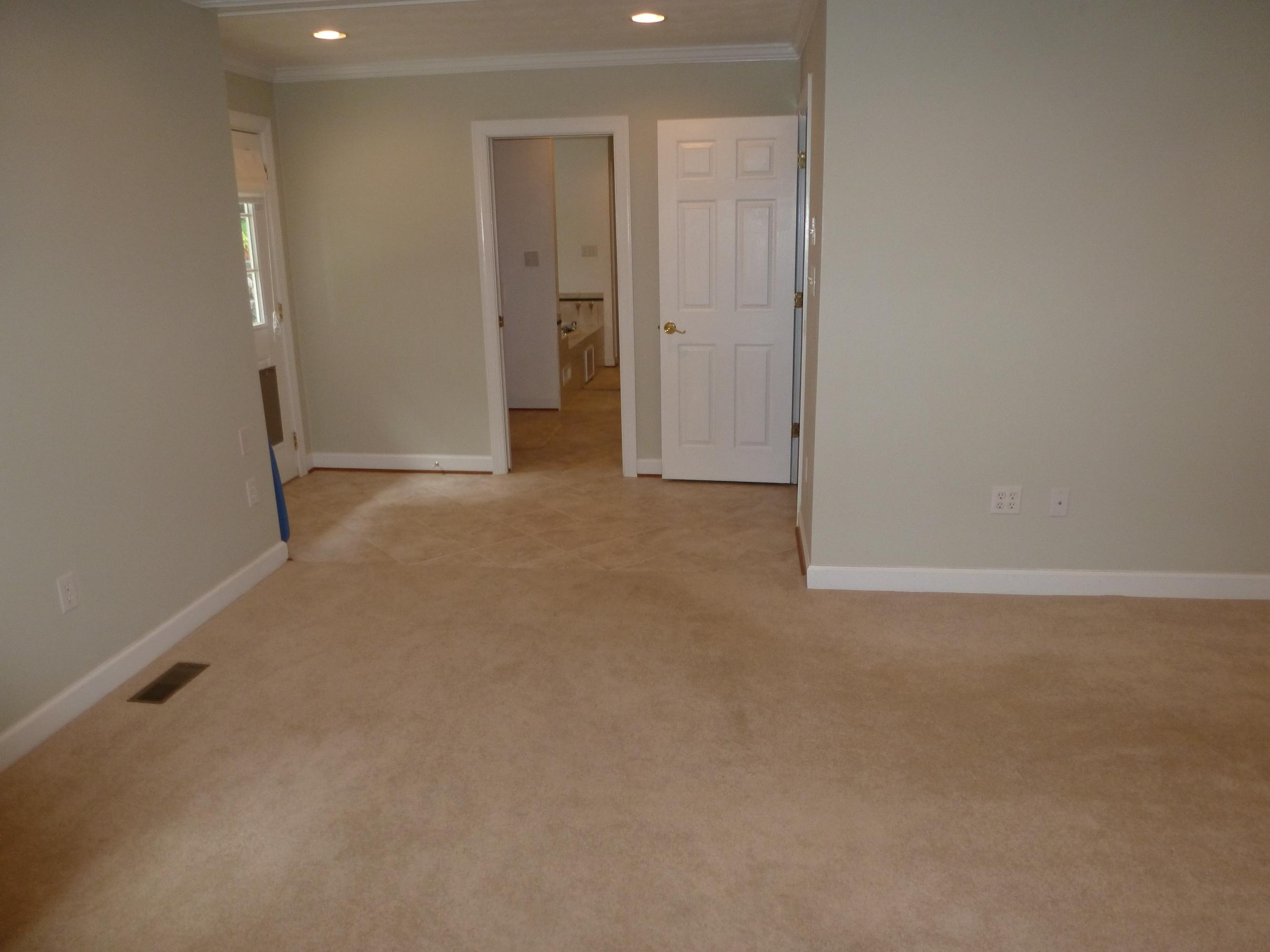5114 Castle Rock Road Roanoke, VA 24018 - Photo 18 of 22 P1010019