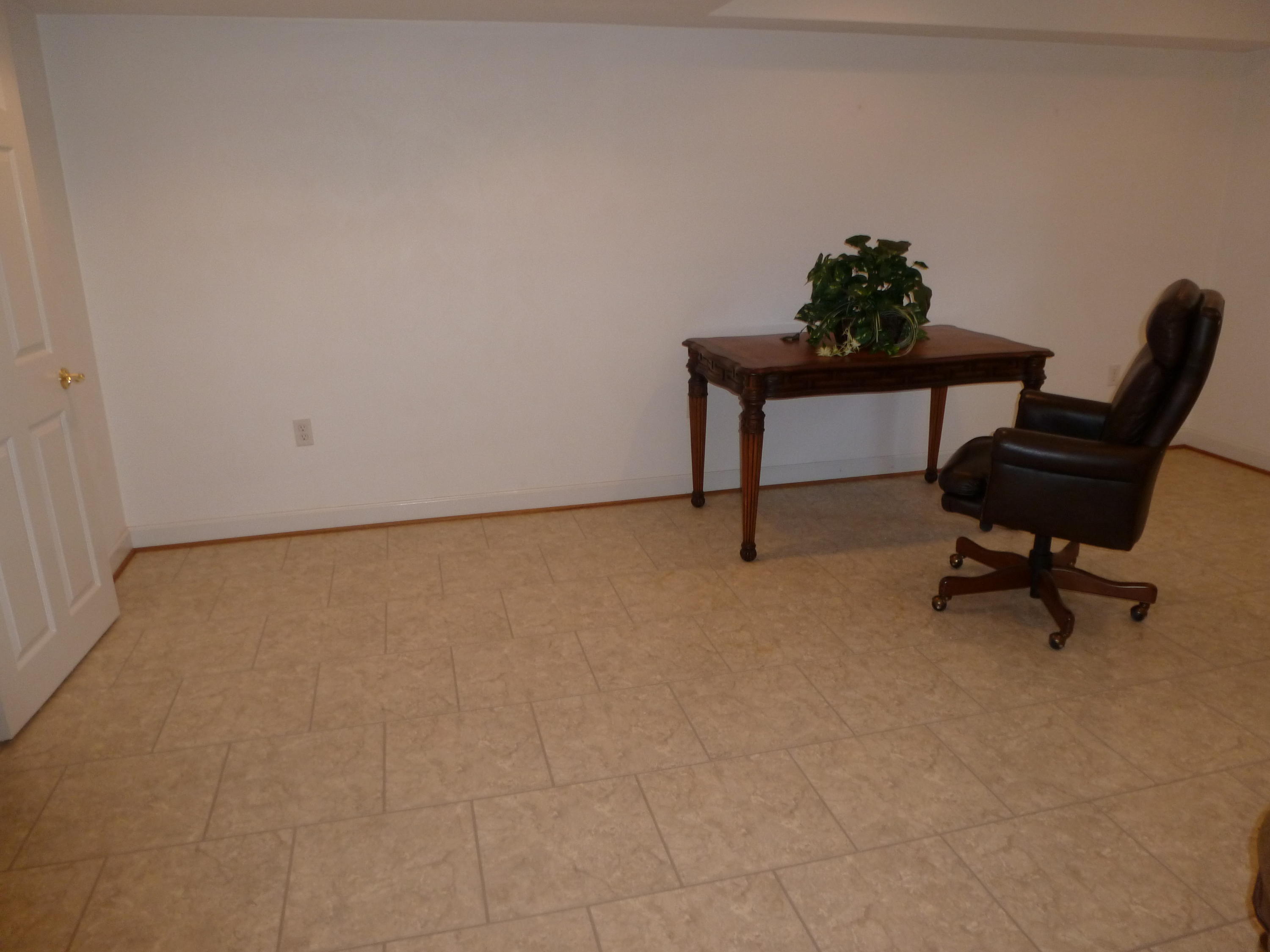 5114 Castle Rock Road Roanoke, VA 24018 - Photo 22 of 22 P1010023