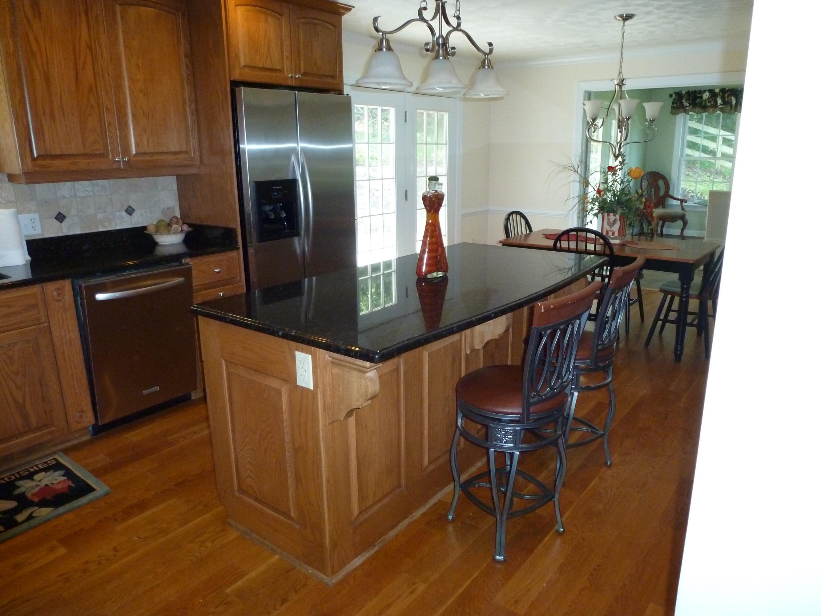5114 Castle Rock Road Roanoke, VA 24018 - Photo 5 of 22 P1010006