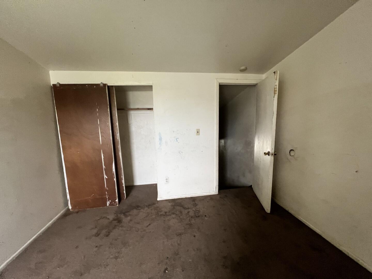 8895 North Swan Road, Unit G Milwaukee, WI 53224 - Photo 14 of 16 Bedroom3