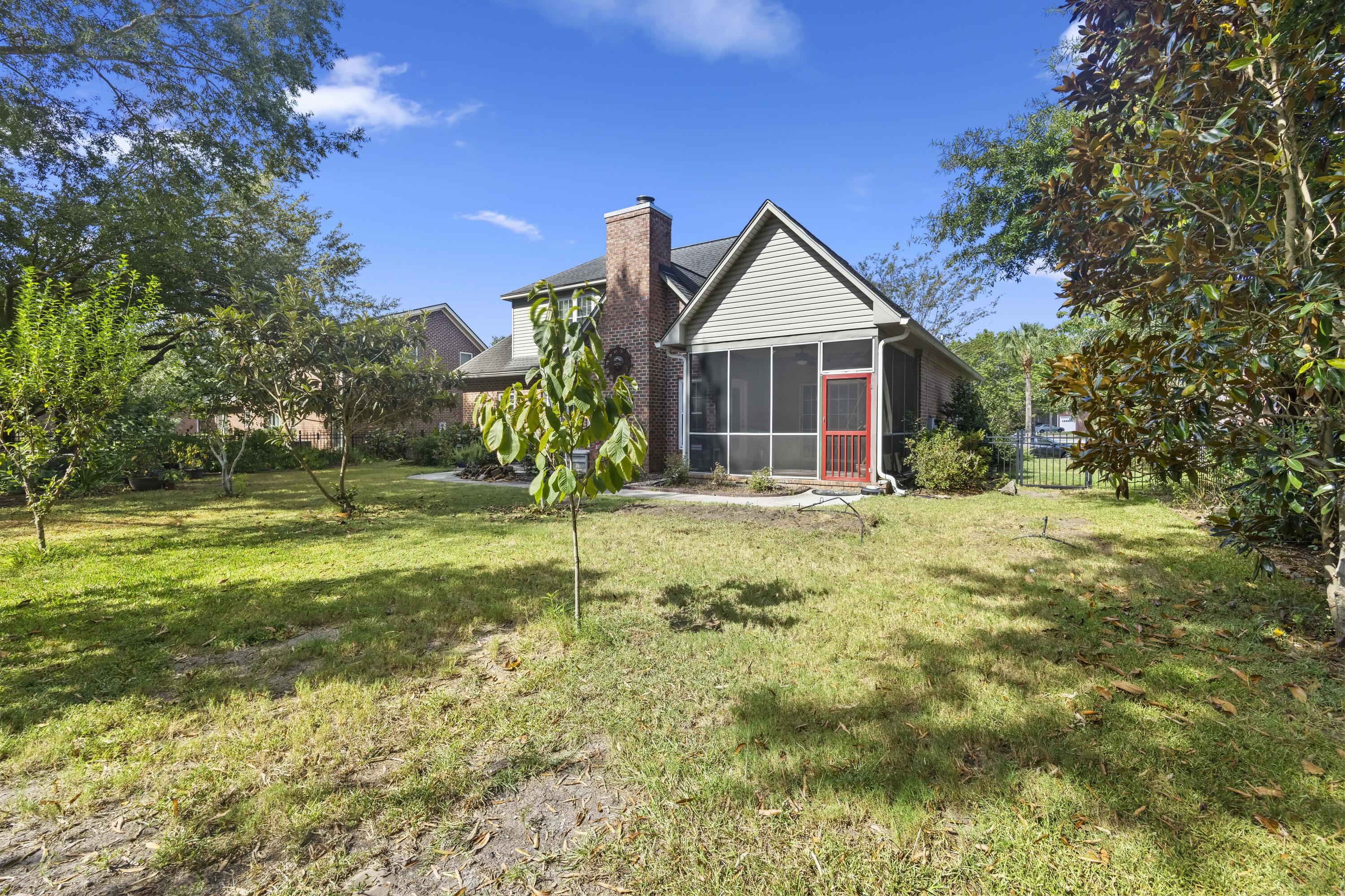 1338 Roma Road Hanahan, SC 29410 - Photo 4 of 48 243A9675