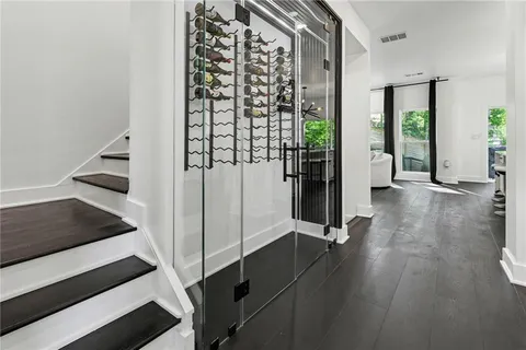 $799,900 | 855 Fleetwood Circle Southwest, Atlanta, GA 30311