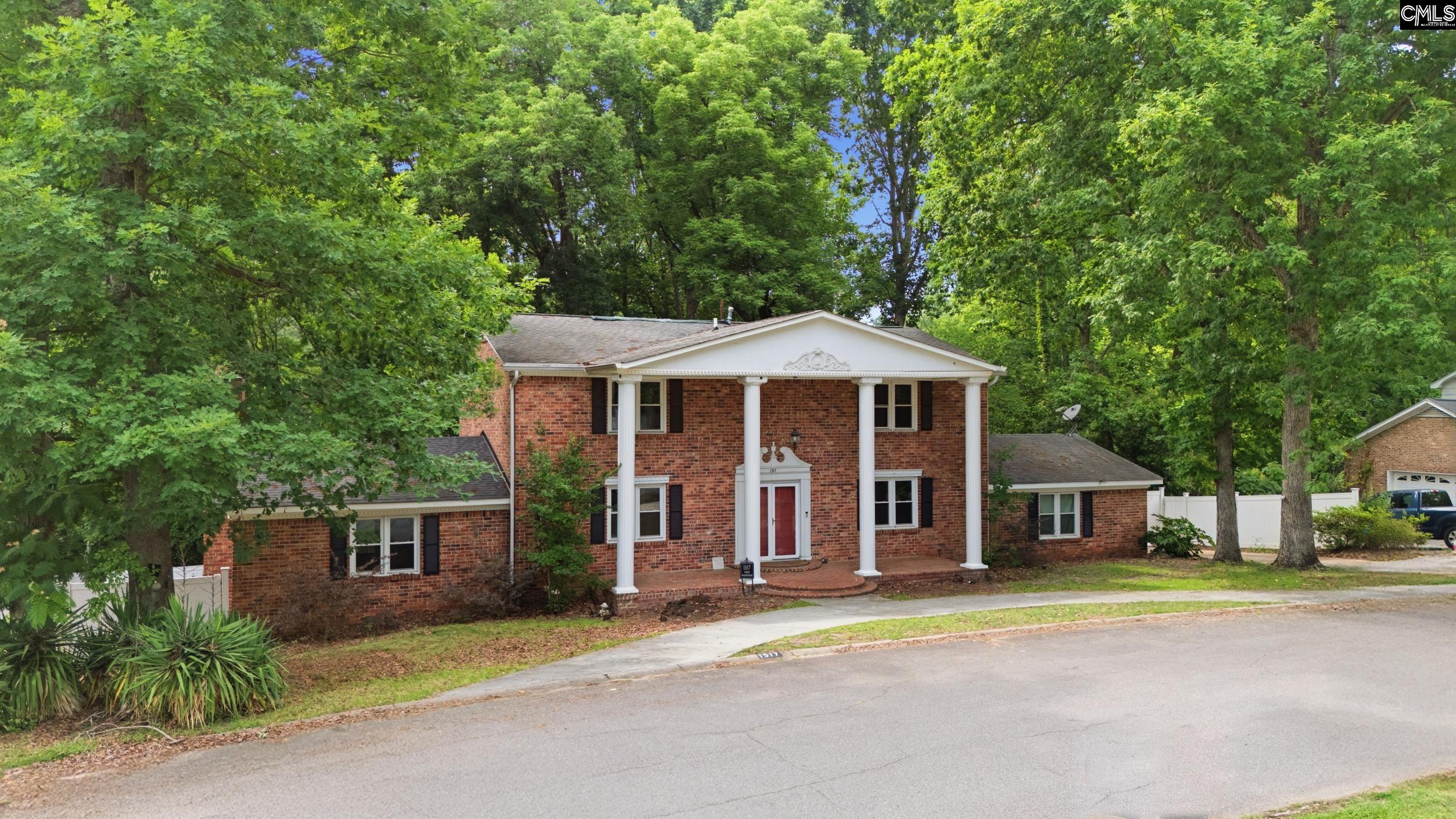 1517 North Woodstream Road Columbia, SC 29212 - Photo 1 of 47