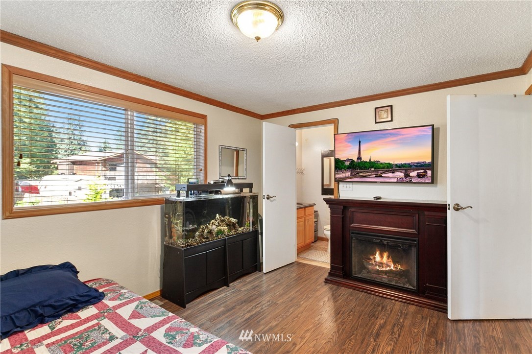 16819 22nd Avenue Southeast Bothell, WA 98012 - Photo 14 of 34 Gallery Image 14