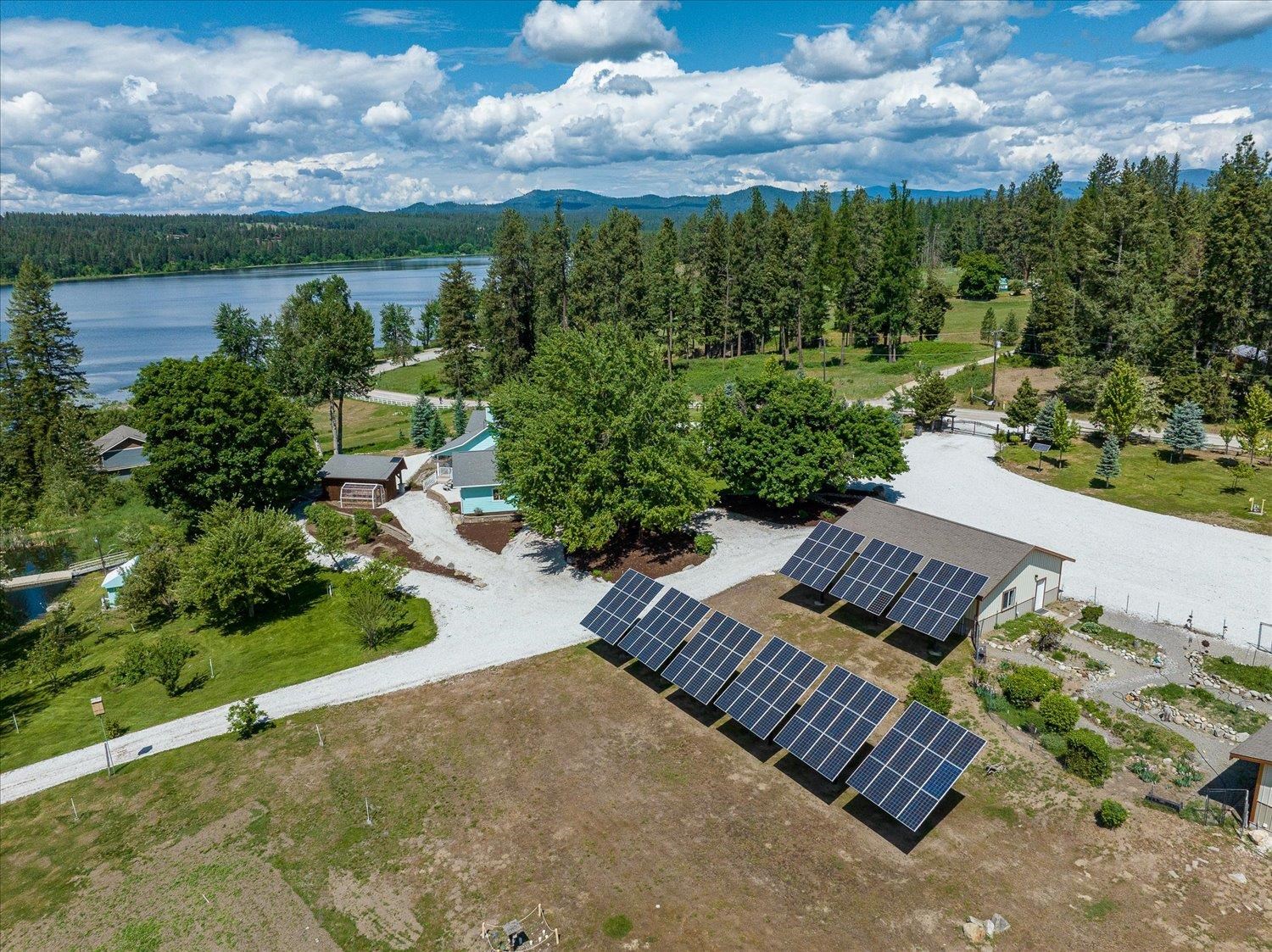 3408 East Bridges Road Elk, WA 99009 - Photo 3 of 50 Gallery Image 3