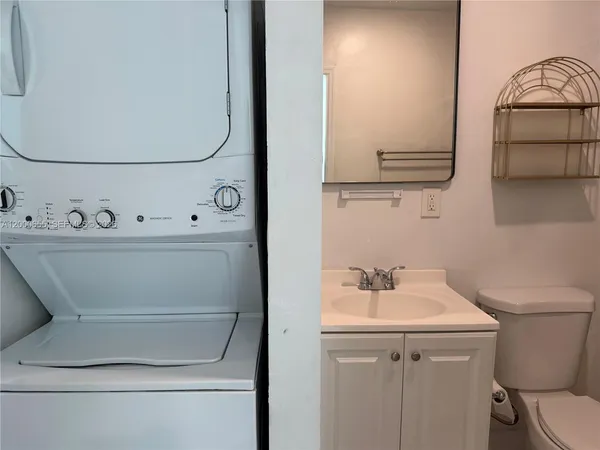 $3,300 | 19701 Christmas Road, Cutler Bay, FL 33157