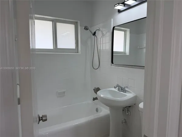 $3,300 | 19701 Christmas Road, Cutler Bay, FL 33157