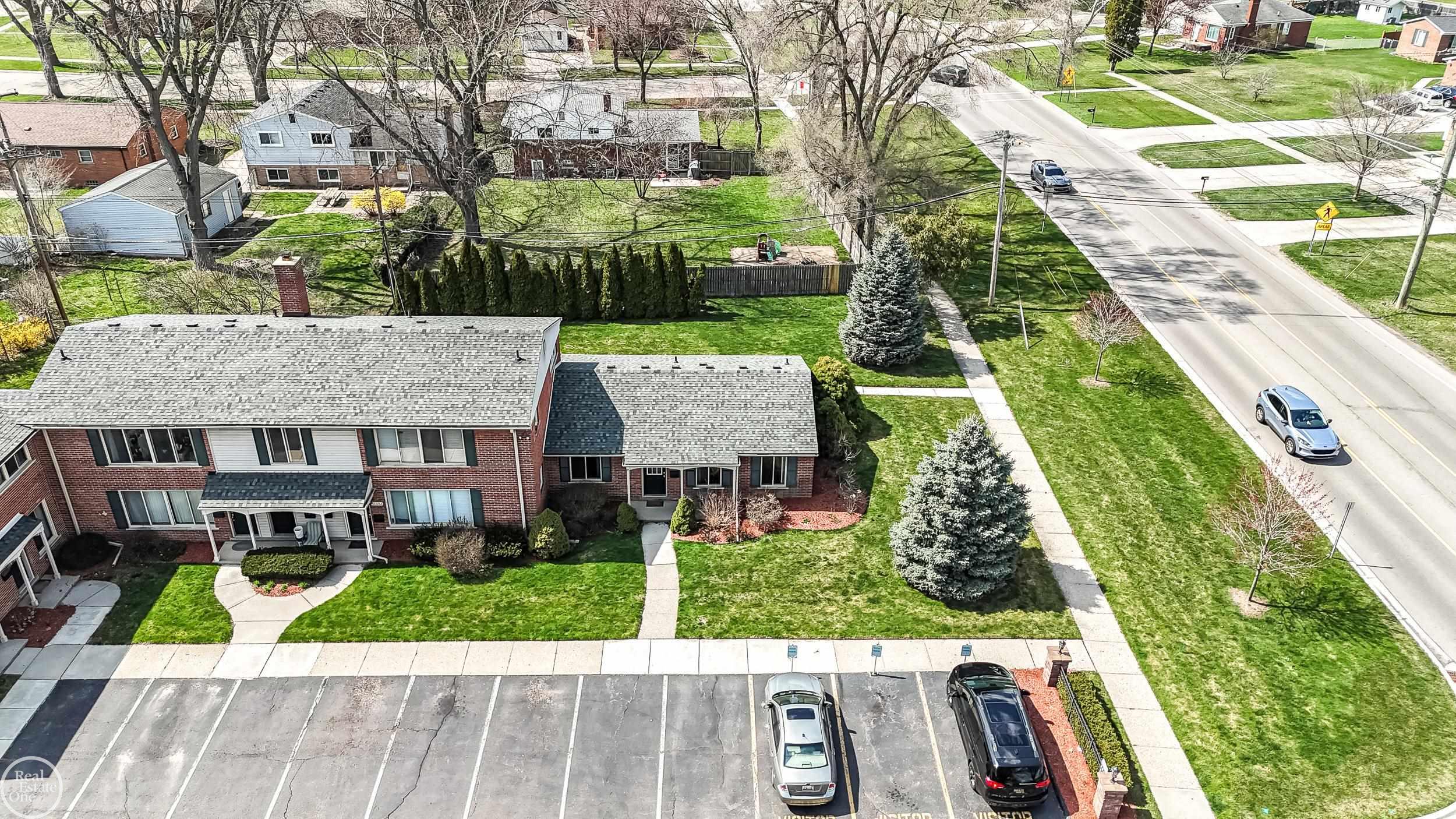 11350 Canal Road Sterling Heights, MI 48314 - Photo 17 of 21 50138276-8da79843-1220-426c-bc7e-42d4a0f09efa.JPG