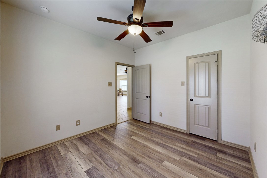 10175 Steep Hollow Road Bryan, TX 77808 - Photo 18 of 28
