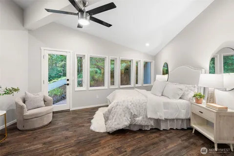 $1,595,000 | 4456 Pinto Court Northeast, Bainbridge Island, WA 98110