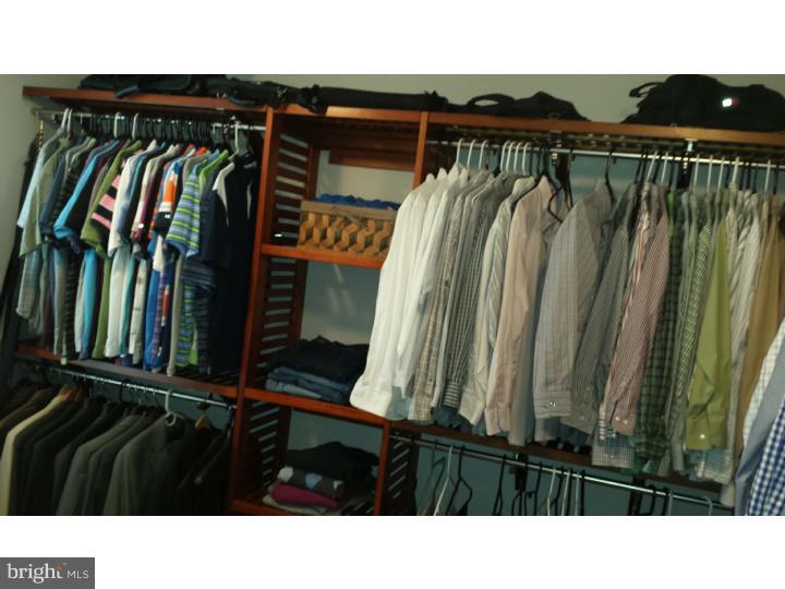 52 Cameron Circle Clementon, NJ 08021 - Photo 12 of 16 Closet