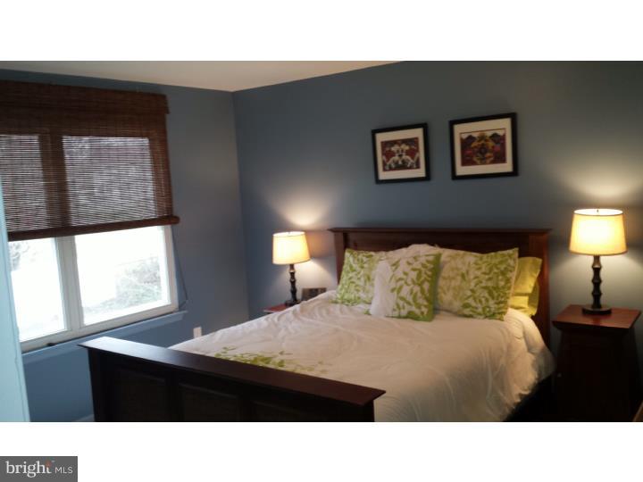52 Cameron Circle Clementon, NJ 08021 - Photo 13 of 16 Bedroom 2