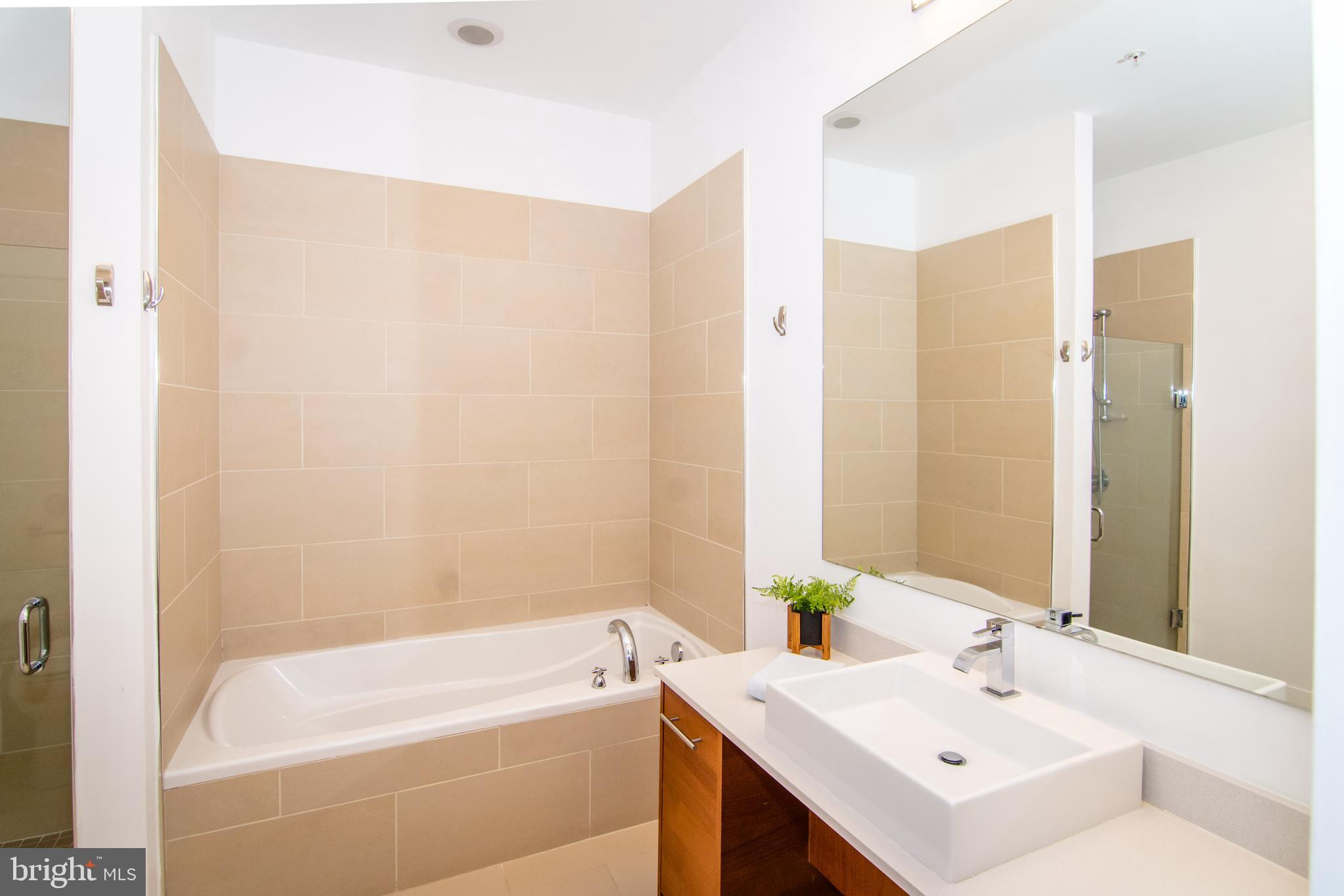 12025 New Dominion Parkway, Unit 110 Reston, VA 20190 - Photo 18 of 49