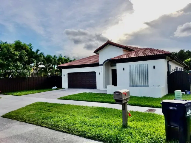 $3,100 | 3344 Southwest 147th Place, Miami, FL 33185