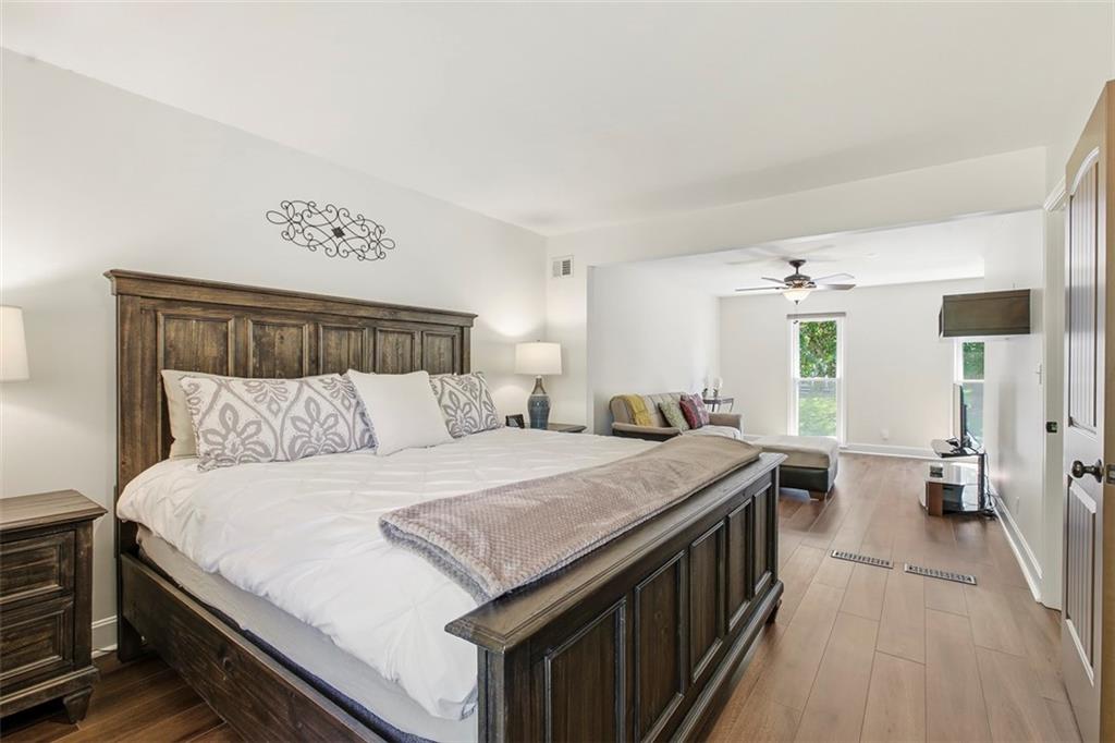 7918 North Northwood Road Kansas City, MO 64151 - Photo 28 of 57