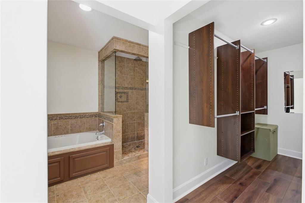 7918 North Northwood Road Kansas City, MO 64151 - Photo 33 of 57