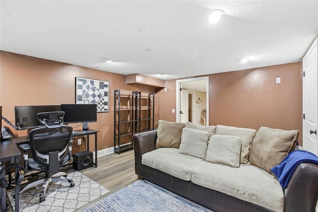 7918 North Northwood Road Kansas City, MO 64151 - Photo 50 of 57