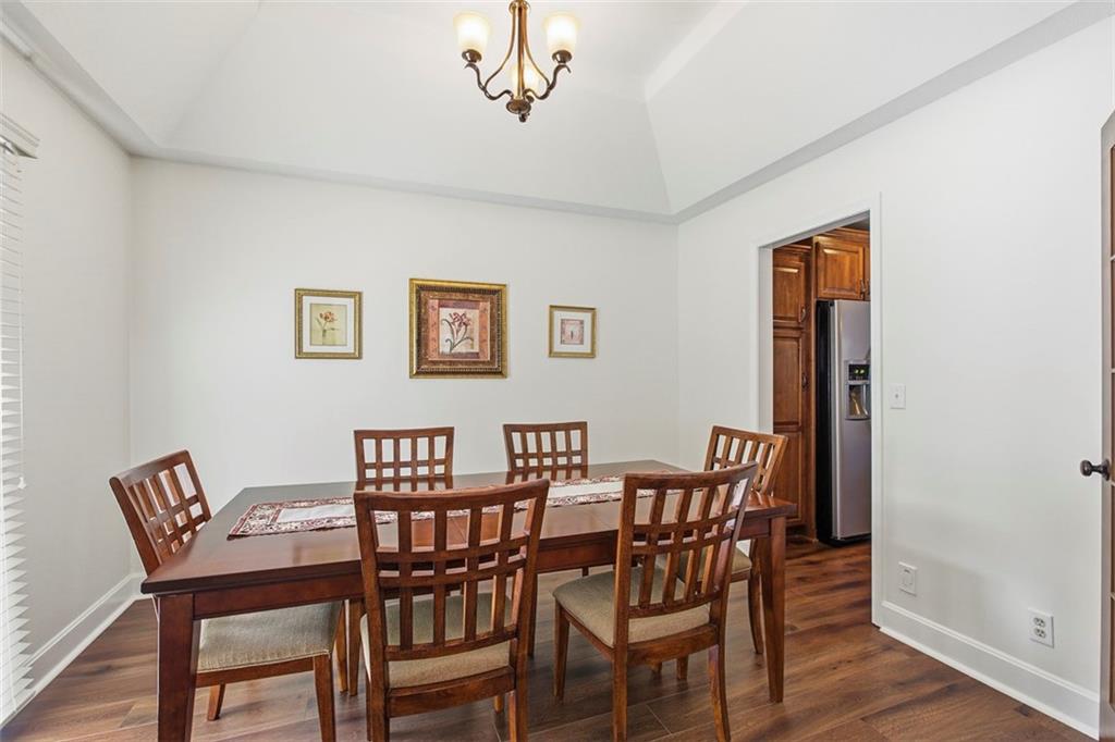 7918 North Northwood Road Kansas City, MO 64151 - Photo 10 of 57
