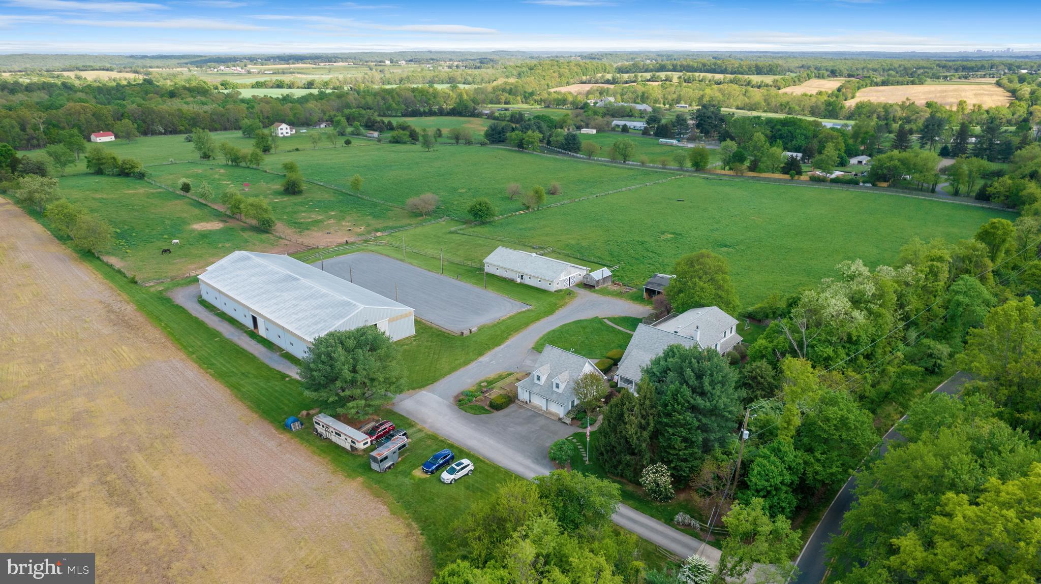 16039 Partnership Road Poolesville, MD 20837 - Photo 2 of 97