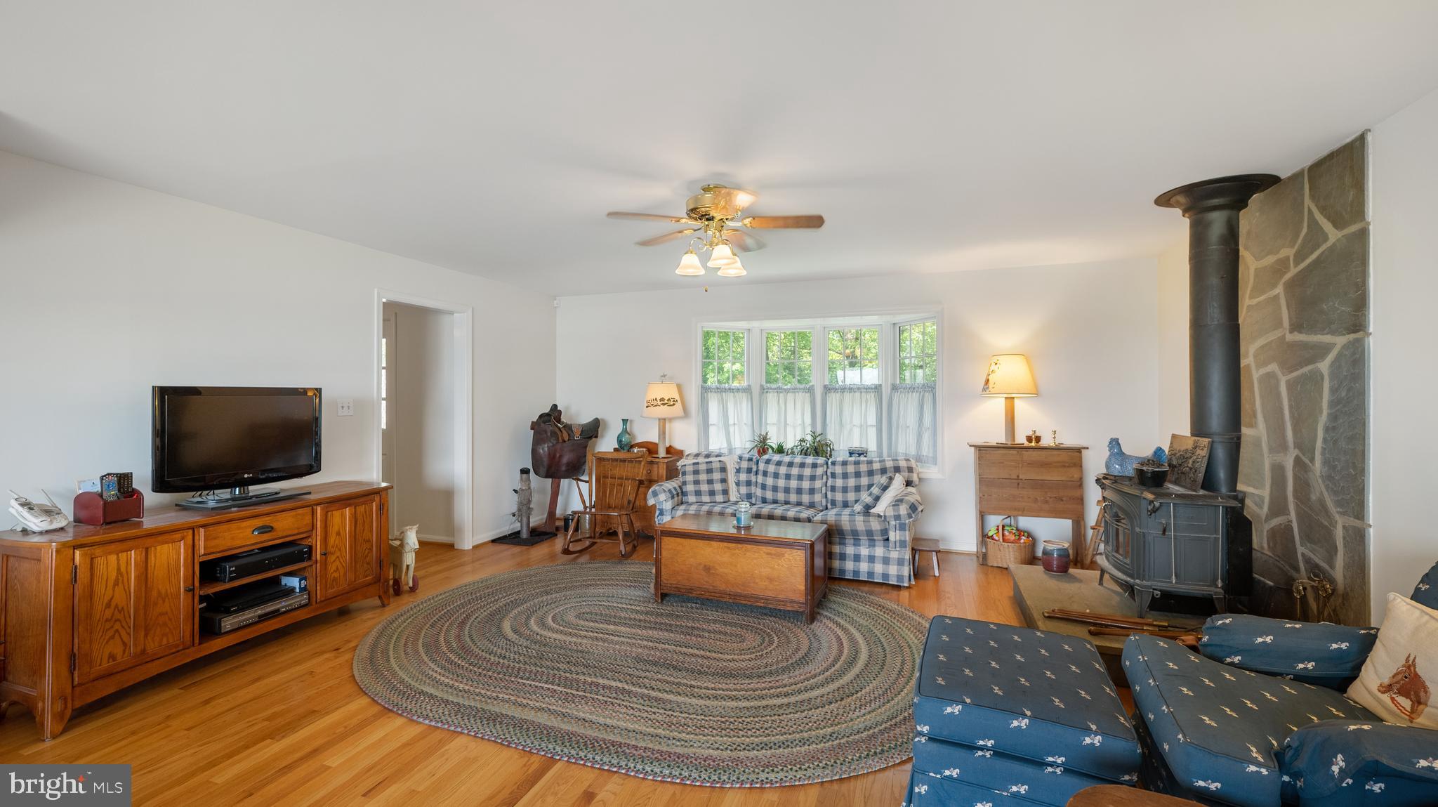 16039 Partnership Road Poolesville, MD 20837 - Photo 38 of 97