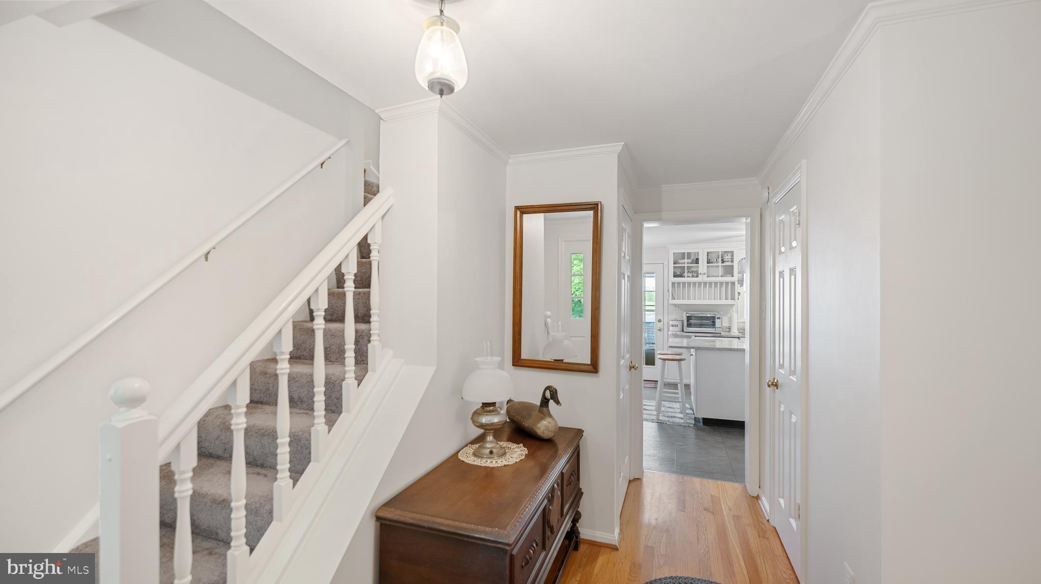 16039 Partnership Road Poolesville, MD 20837 - Photo 47 of 97 Main House Foyer