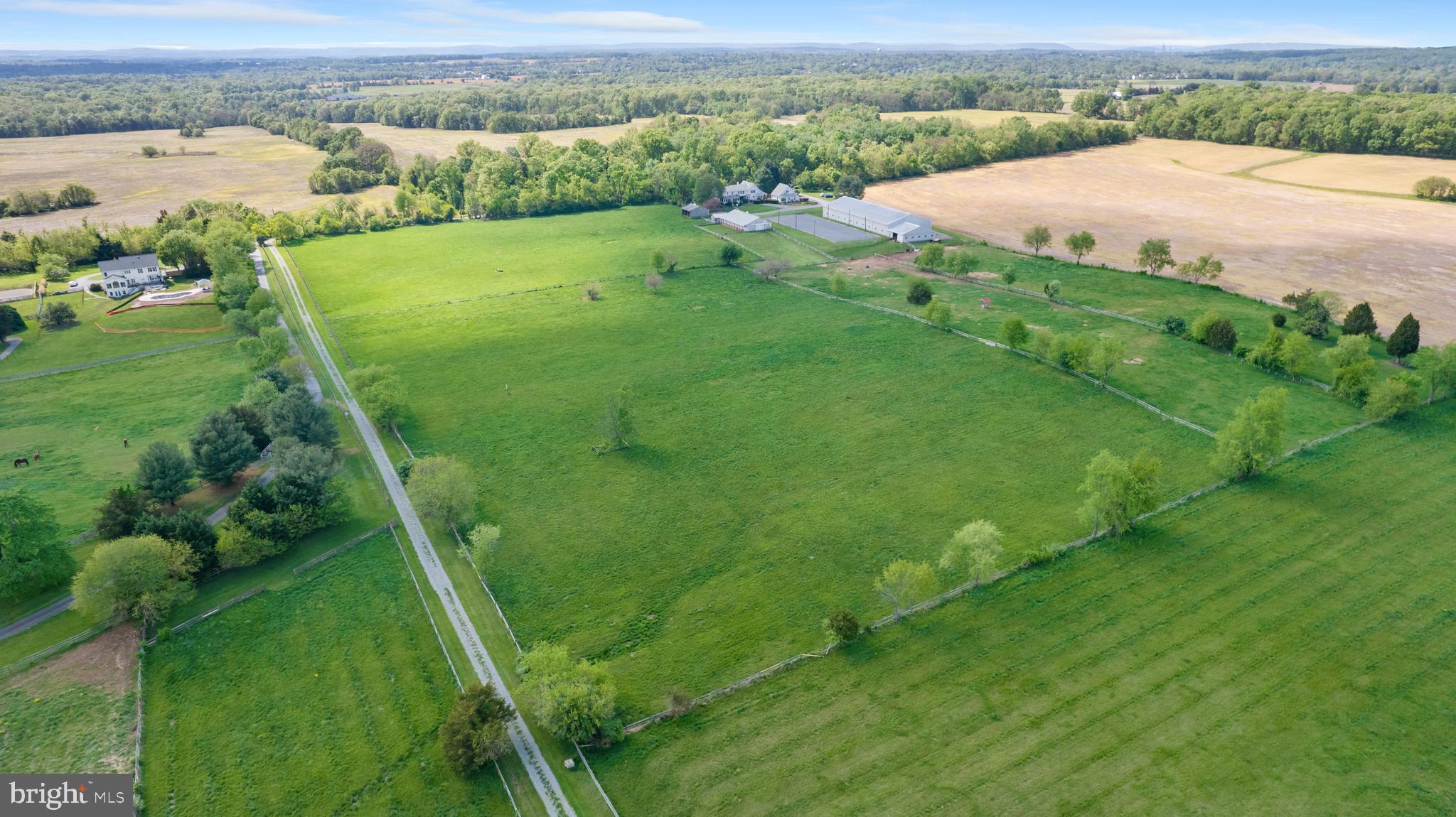 16039 Partnership Road Poolesville, MD 20837 - Photo 10 of 97