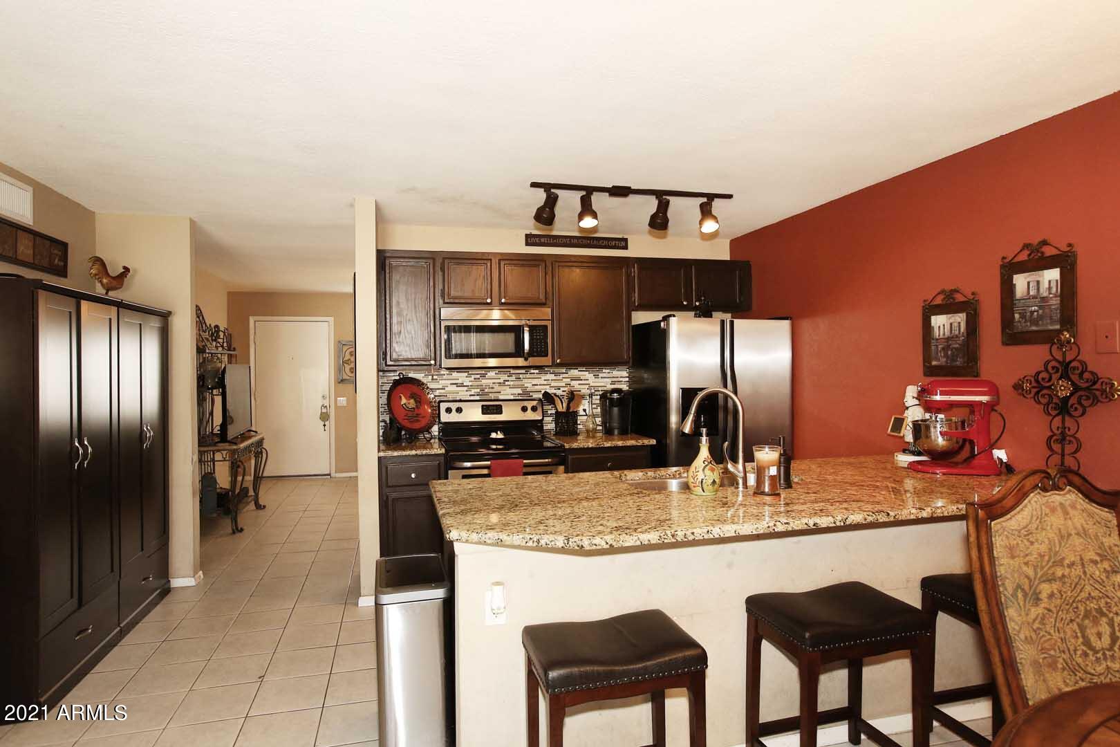 1734 East Grandview Road Phoenix, AZ 85022 - Photo 12 of 32 Kitchen-Bar (2)
