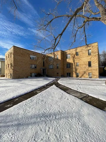 $895 | 4 North Butler Avenue, Unit 8, Indianapolis, IN 46219