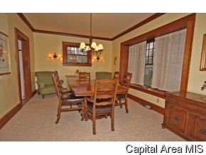 631 West Vine Street Springfield, IL 62704 - Photo 3 of 12 Gallery Image 3
