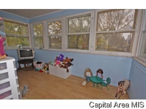 631 West Vine Street Springfield, IL 62704 - Photo 8 of 12 Gallery Image 8