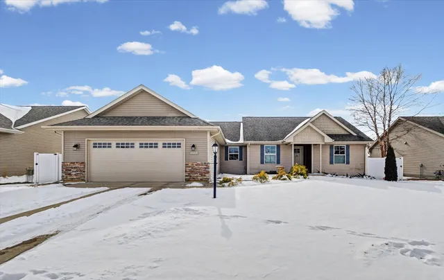$370,000 | 1605 East Vernon Drive, Urbana, IL 61802
