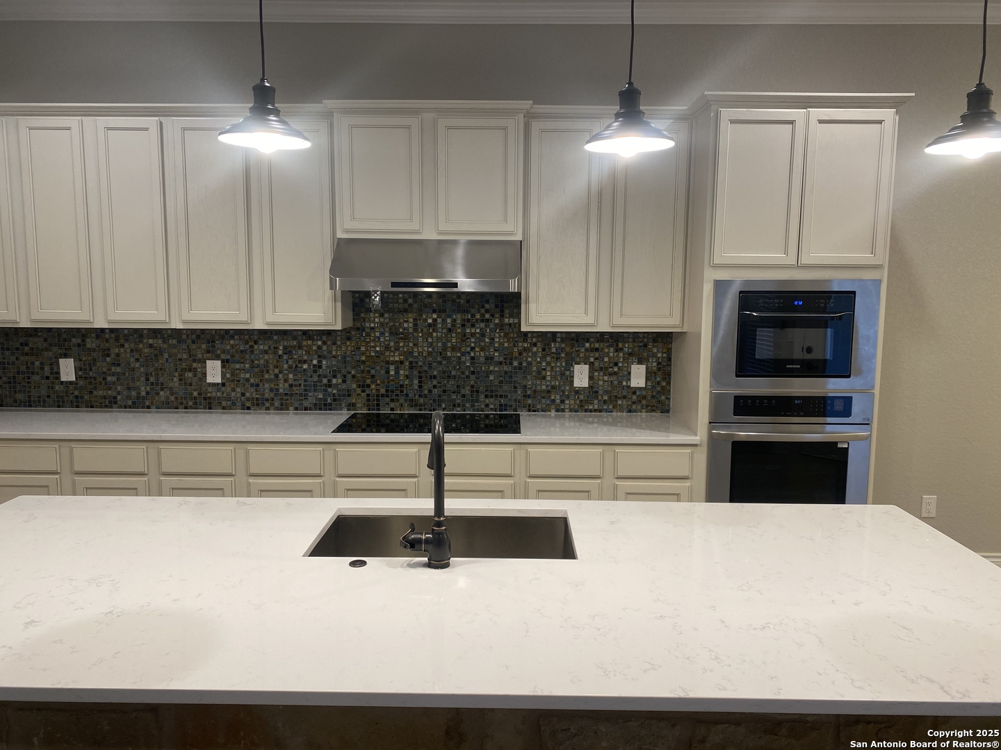 4803 Viewcrest Road San Antonio, TX 78217 - Photo 14 of 39