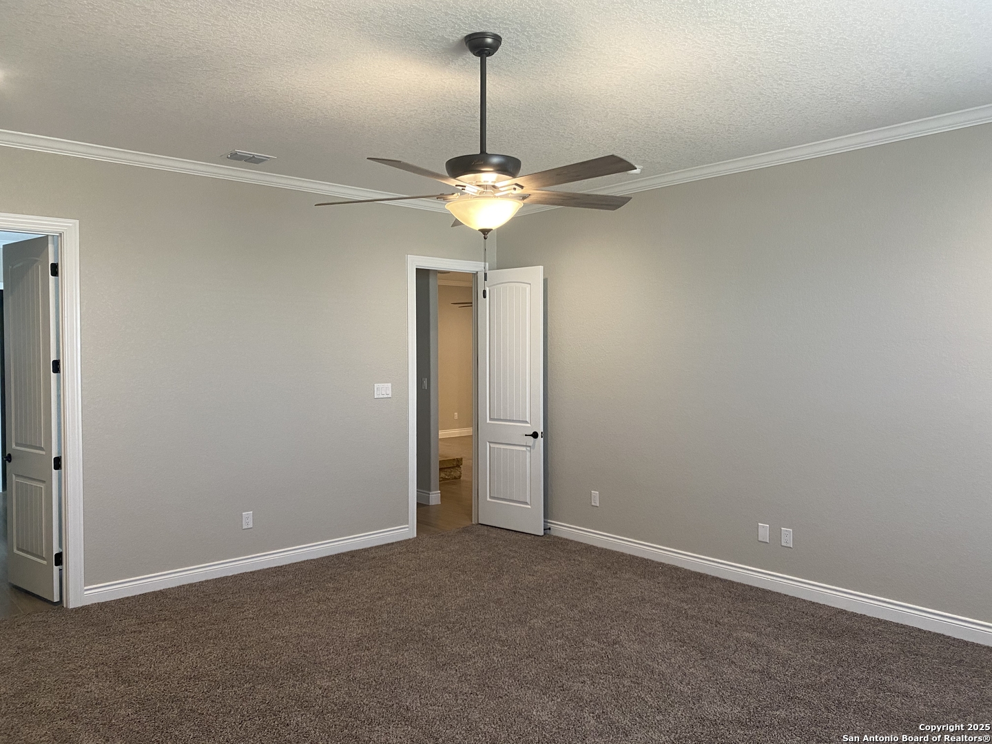 4803 Viewcrest Road San Antonio, TX 78217 - Photo 21 of 39