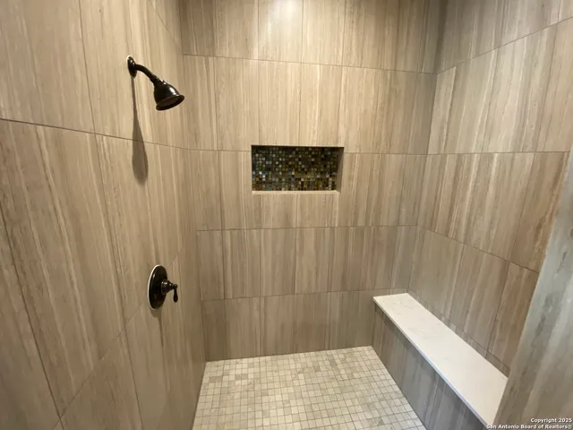 $2,895 | 4803 Viewcrest Road, San Antonio, TX 78217