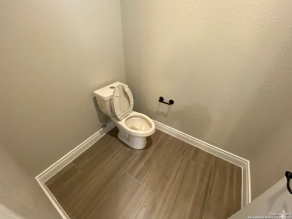 $2,695 | 4803 Viewcrest Road, San Antonio, TX 78217