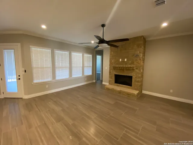 $2,895 | 4803 Viewcrest Road, San Antonio, TX 78217