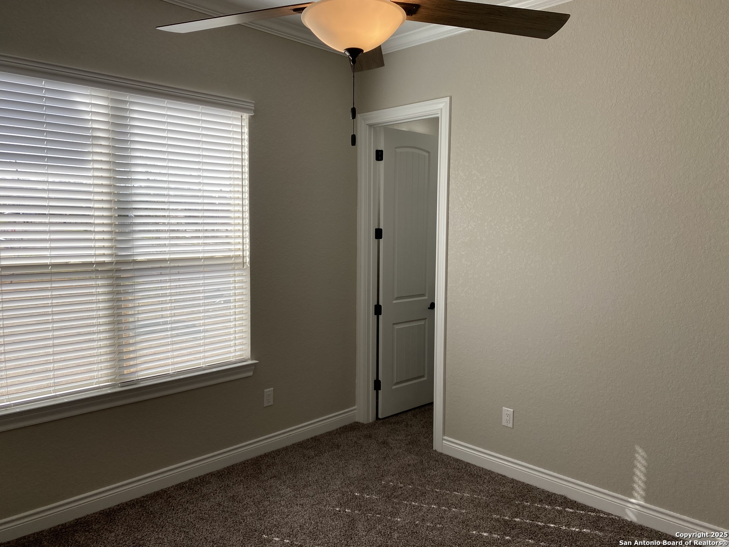 4803 Viewcrest Road San Antonio, TX 78217 - Photo 31 of 39