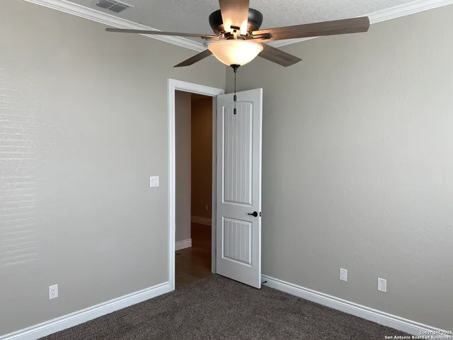 $2,895 | 4803 Viewcrest Road, San Antonio, TX 78217