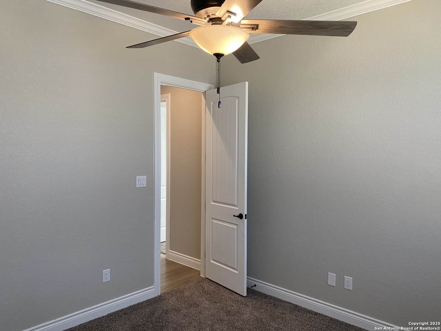 4803 Viewcrest Road San Antonio, TX 78217 - Photo 38 of 39