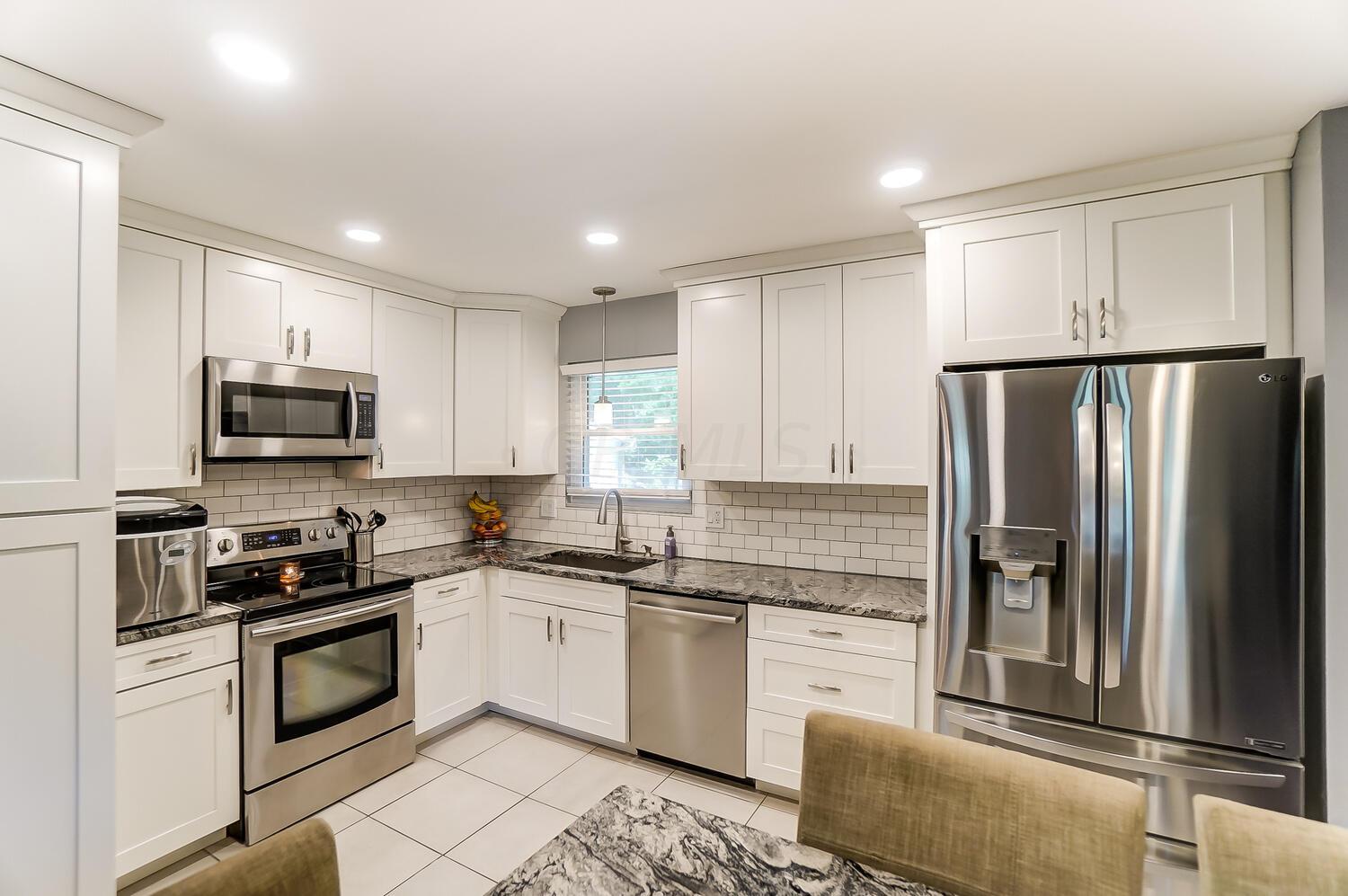 4820 Babbitt Road New Albany, OH 43054 - Photo 13 of 51
