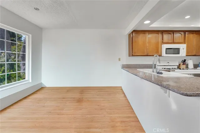 $555,000 | 1301 Via Sebastian, Unit 24, San Pedro, CA 90732