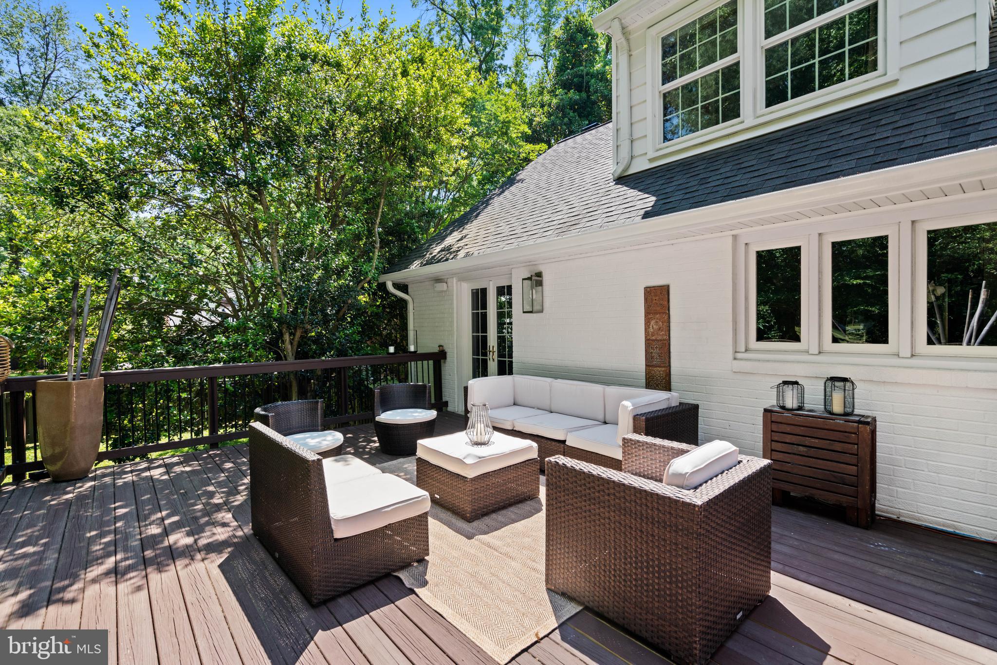 8611 Cyrus Place Alexandria, VA 22308 - Photo 35 of 49 Back deck