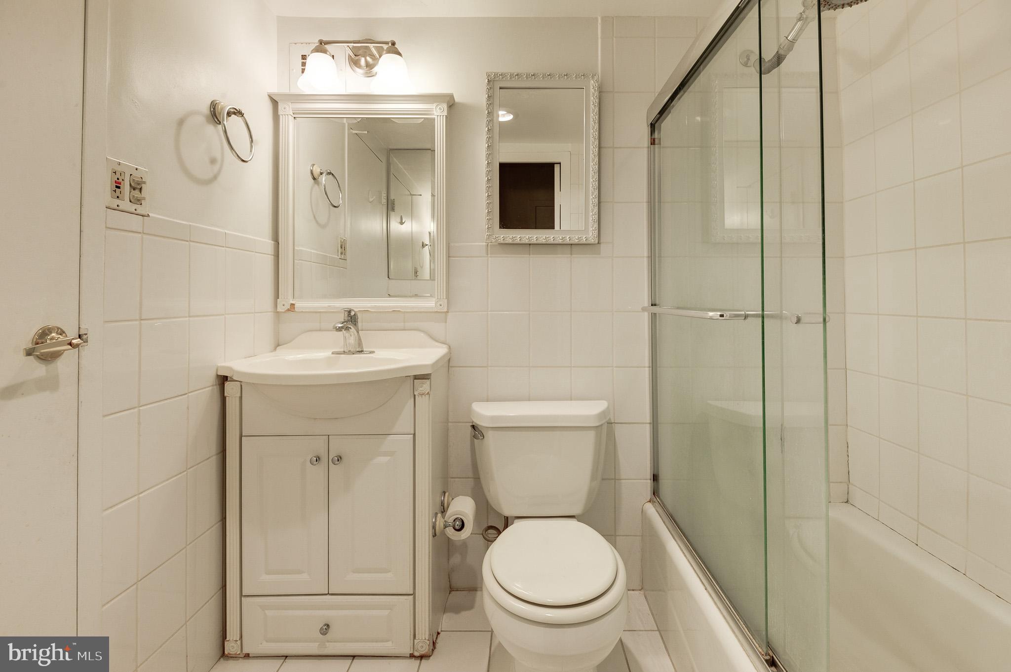 1301 South Arlington Ridge Road, Unit 503 Arlington, VA 22202 - Photo 13 of 37