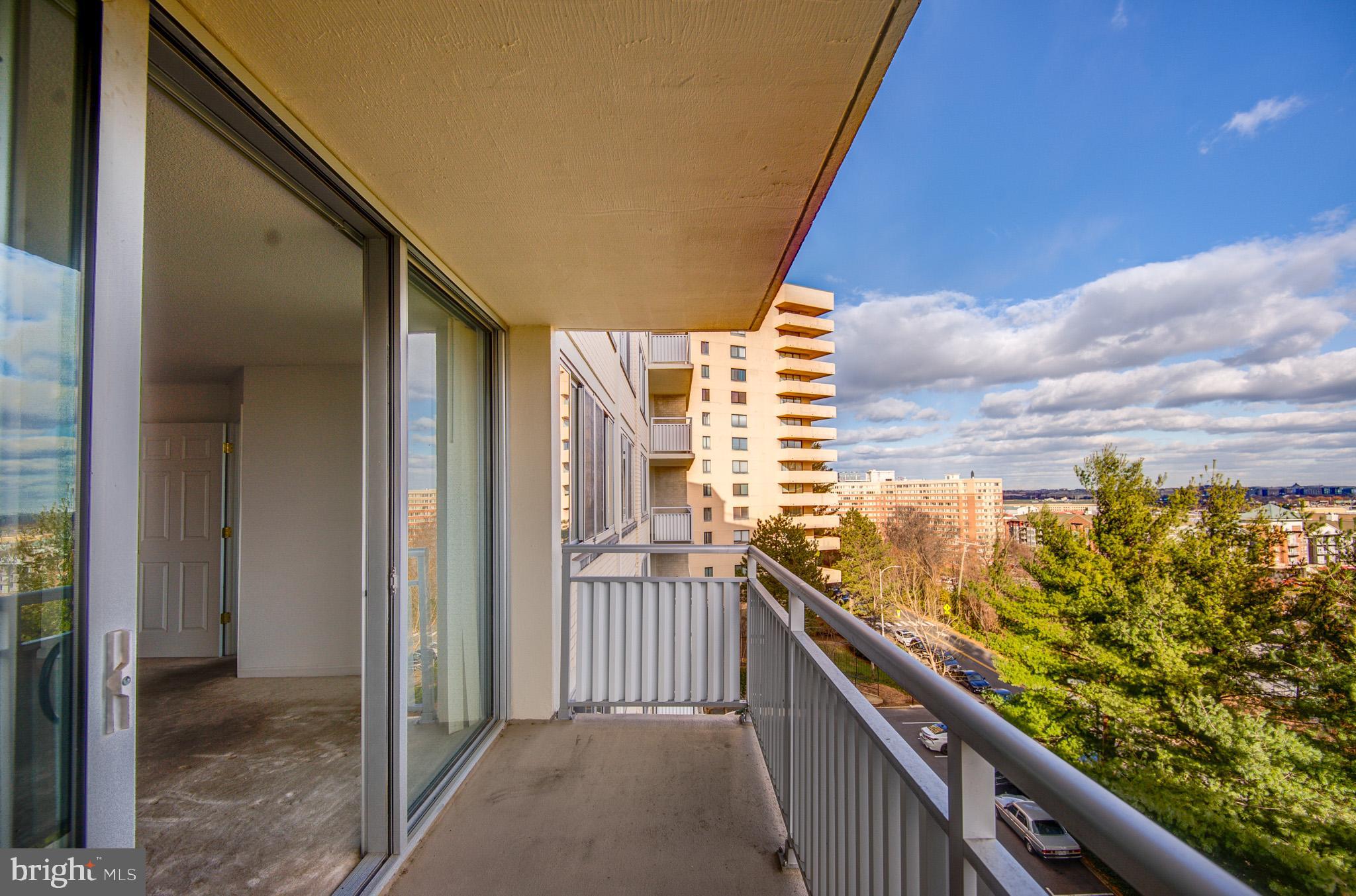 1301 South Arlington Ridge Road, Unit 503 Arlington, VA 22202 - Photo 33 of 37