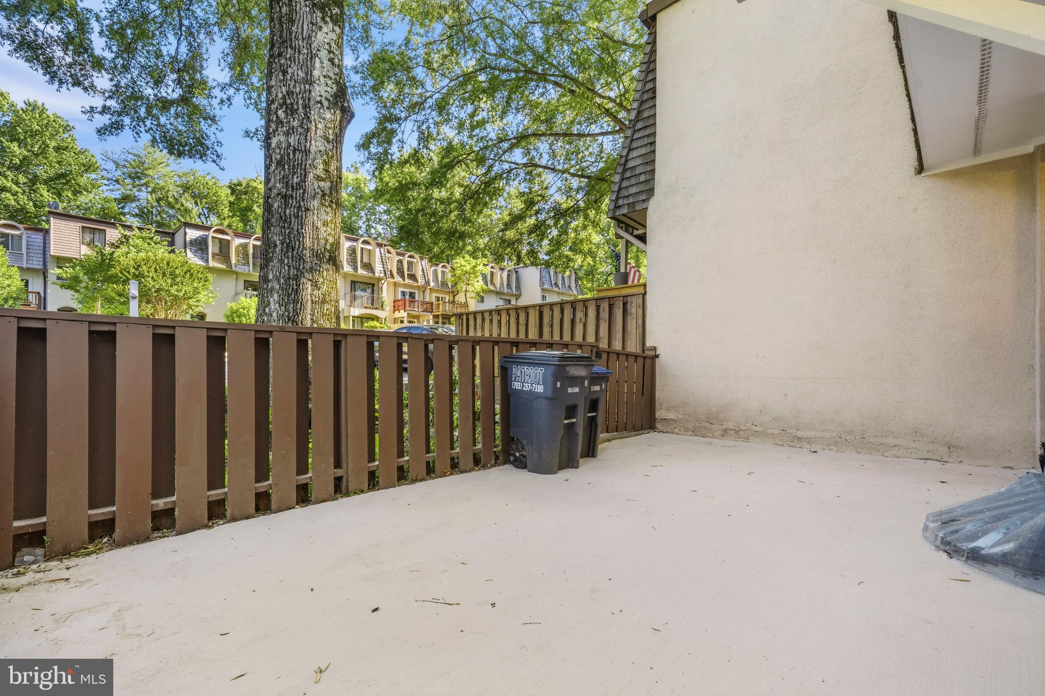 1604 Valencia Way Reston, VA 20190 - Photo 42 of 50