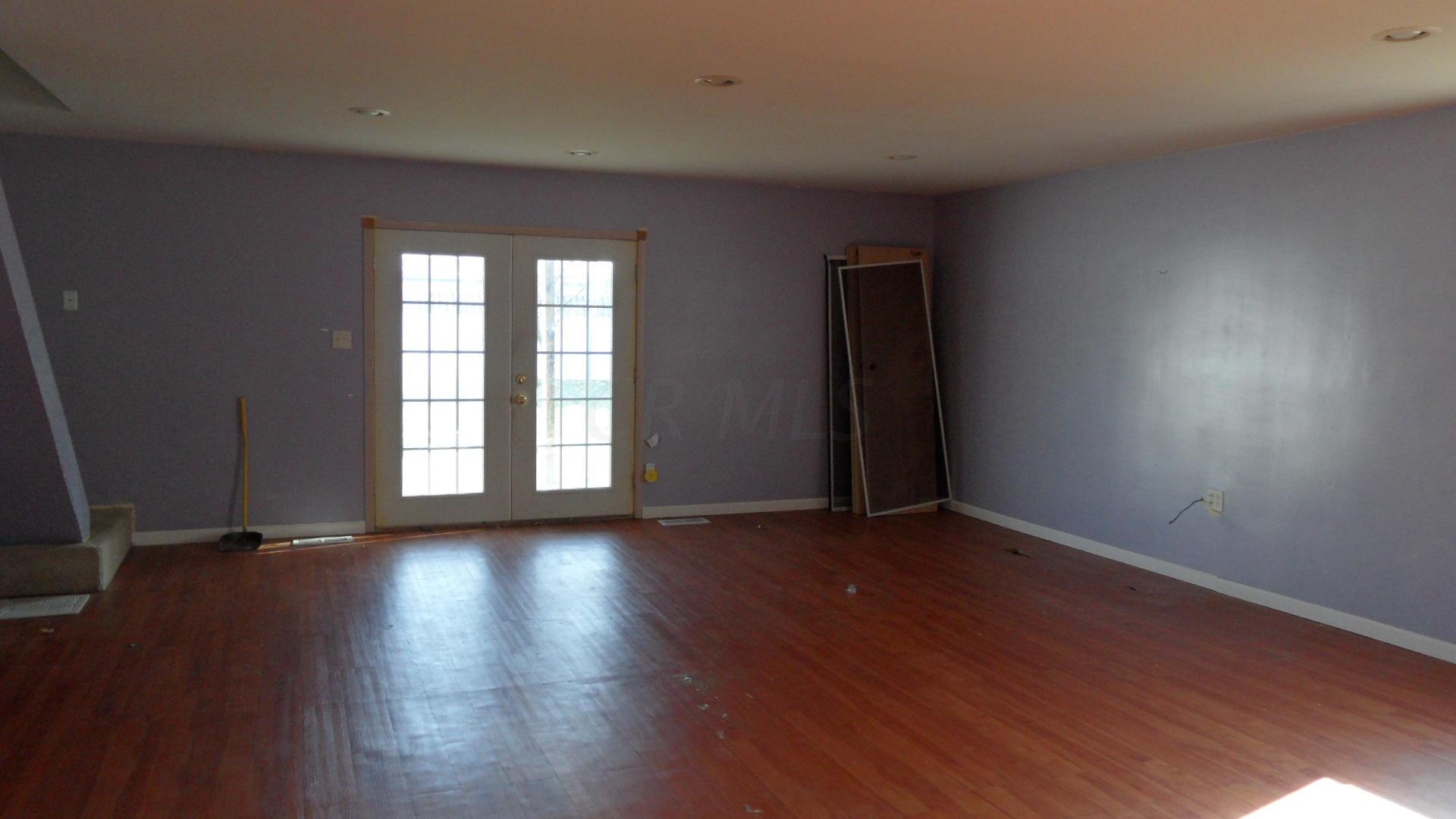 1062 Ross Road Whitehall, OH 43227 - Photo 20 of 26