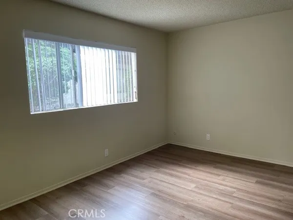 $1,825 | 545 North Holliston Avenue, Unit 5, Pasadena, CA 91106